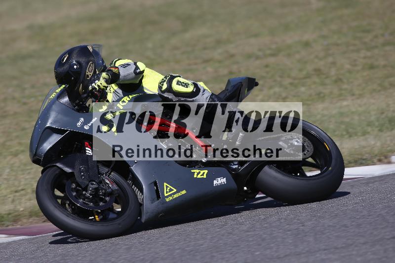 /12 30.04.2026  Speer Racing ADR/Gruppe rot/727